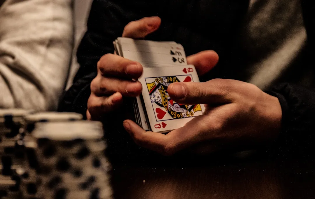 Music-themed online casino slot with sound wave design